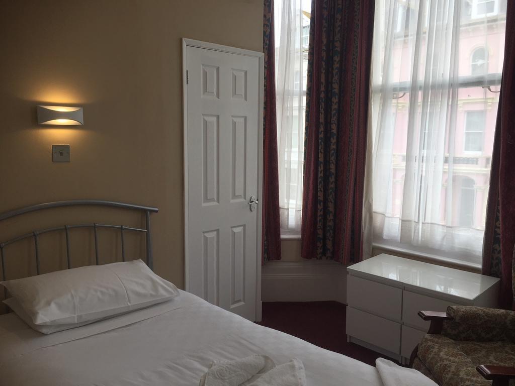 Hadleigh Hotel Eastbourne Exteriör bild